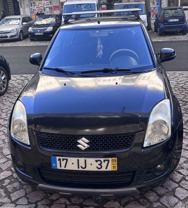 Usado 2009 Suzuki Swift Sedan | € 3.999 (Caro) - Imagem 1/4