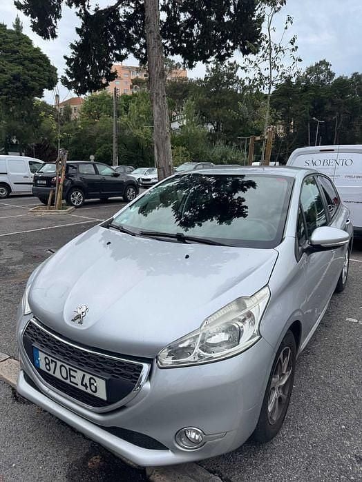 Usado 2013 Peugeot 208 Citadino | € 7.000 (Preço justo) - Imagem 1/4