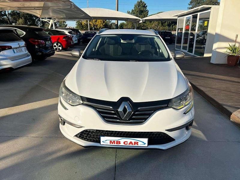 Usado Renault Mégane IV 110 HP (80 kW) 2017 Branco