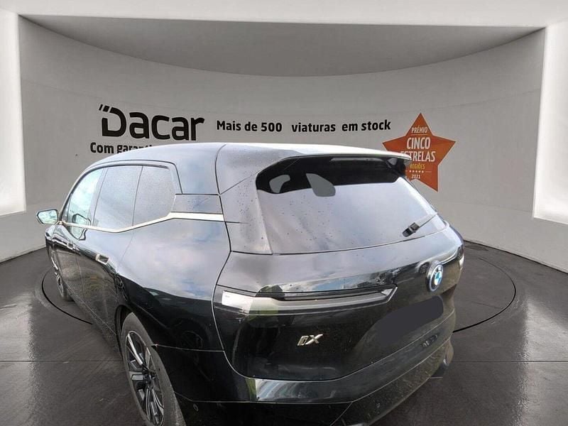 Usado BMW iX 239 kW (326 HP) 2022 Preto SUV