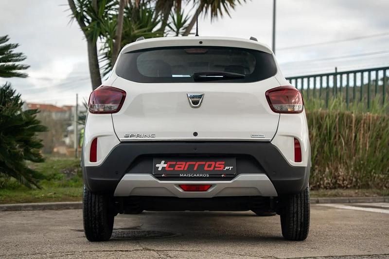 Usado Dacia Spring Comfort Plus 33 kW (45 HP) 2022 Branco Citadino