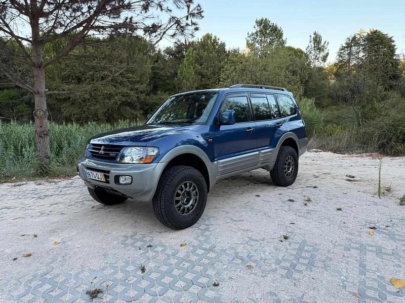 Azul Usado 2000 Mitsubishi Pajero SUV | € 24.500 - Imagem 1/4