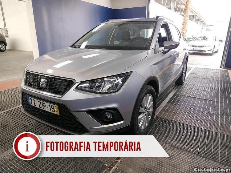Cinza Usado 2019 Seat Arona Style SUV | € 15.790 (Bom preço) - Imagem 1/1