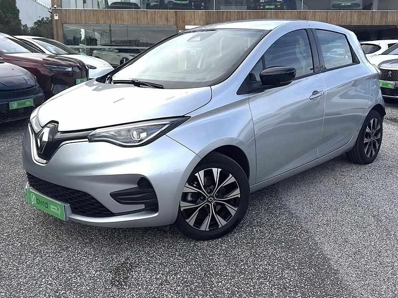 Usado Renault Zoe Evolution 79 kW (108 HP) 2022 Cinza Citadino