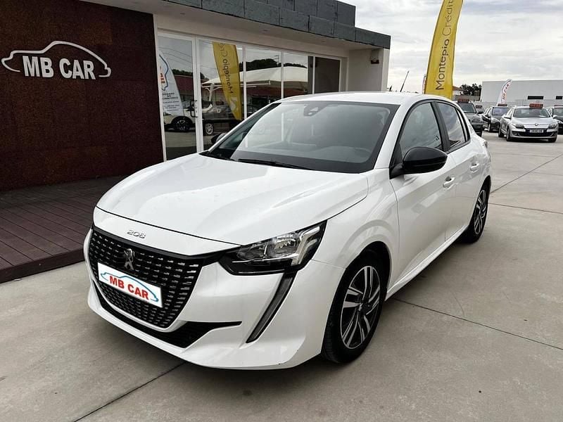 Branco Usado 2023 Peugeot 208 Citadino | € 16.750 (Preço justo) - Imagem 1/4