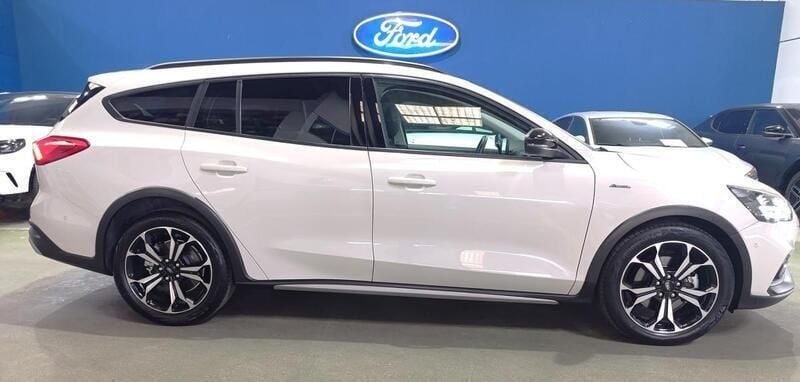 Bege Usado 2020 Ford Focus Active Carrinha | € 19.900 (Caro) - Imagem 1/4