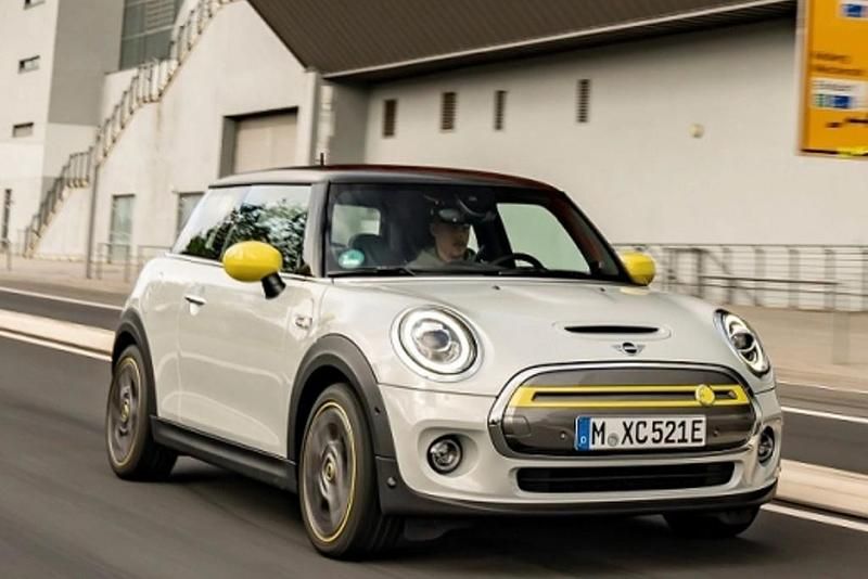Usado Mini Cooper SE 135 kW (184 HP) 2020 Branco Citadino