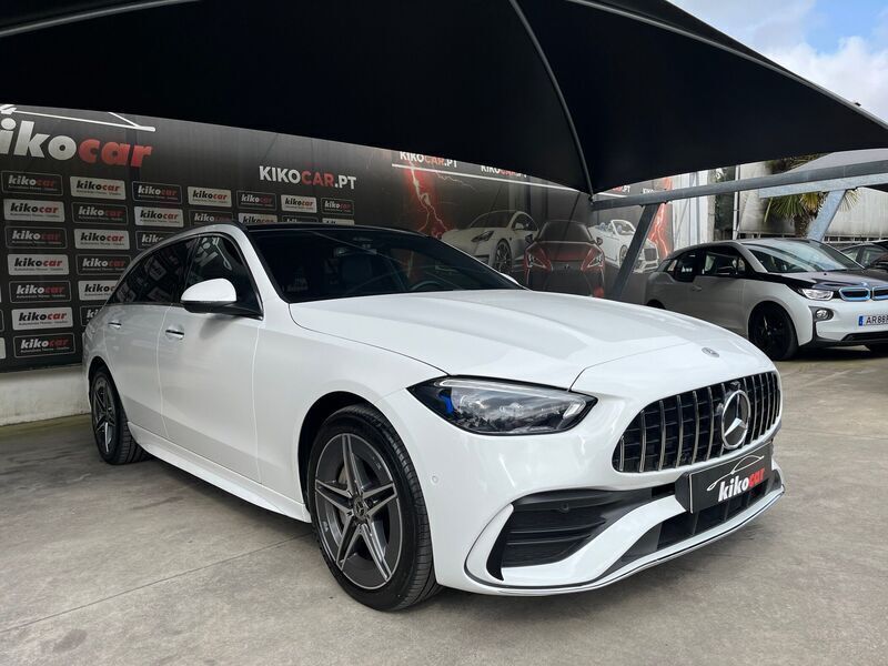 Branco Usado 2023 Mercedes C300 AMG line Carrinha | € 47.000 - Imagem 1/4