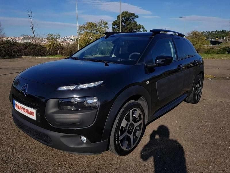 Preto Usado 2015 Citroën C4 Cactus Citadino | € 12.350 (Bom preço) - Imagem 1/4