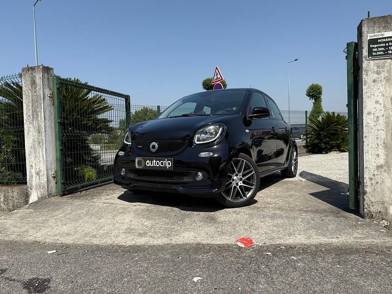 Preto Usado 2018 Smart ForFour Brabus Xclusive | € 19.190 - Imagem 1/4