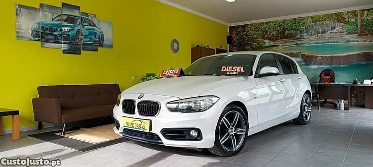 Branco Usado 2015 BMW 118 Sport Line Citadino | € 15.950 (Preço justo) - Imagem 1/1