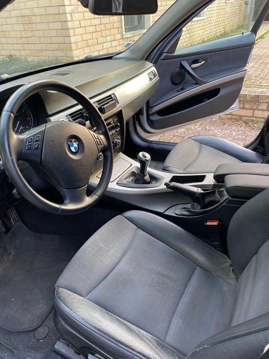 Usado 2007 BMW 320 Sedan | € 7.500 (Preço justo) - Imagem 1/4