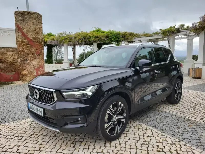 Preto Usado 2020 Volvo XC40 Inscription SUV | € 28.900 (Preço justo) - Imagem 1/4