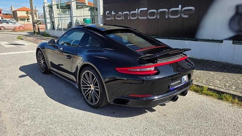 Usado Porsche 991 370 HP (272 kW) 2017 Preto