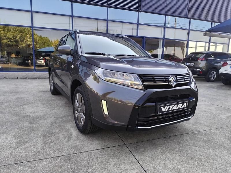 Cinza Novo 2025 Suzuki Vitara SUV | € 30.400 - Imagem 1/4