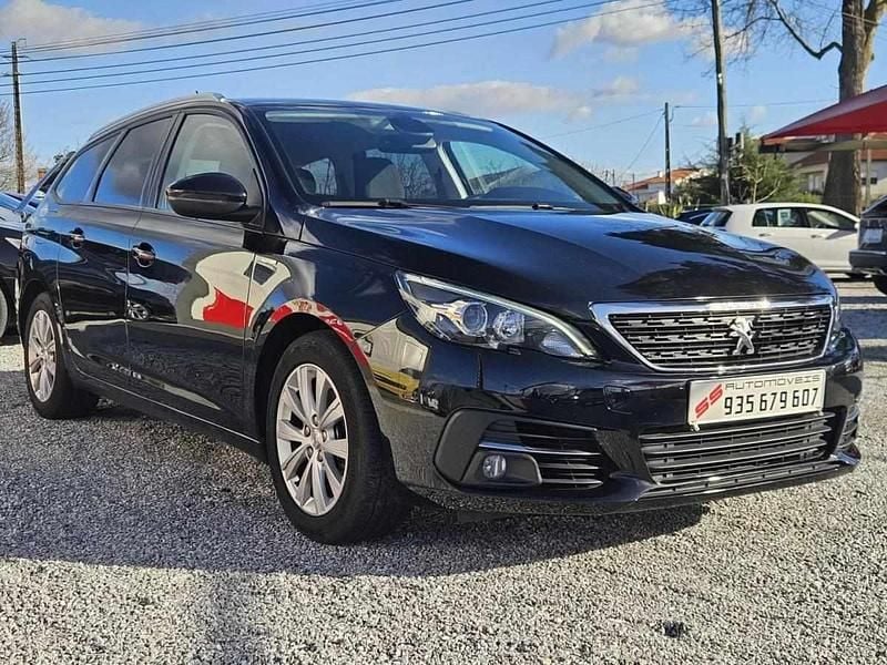 Usado Peugeot 308 SW Style 102 HP (75 kW) 2019 Preto Carrinha