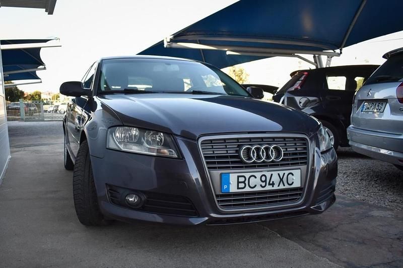 Cinzento Usado 2011 Audi A3 | € 9.650 (Preço justo) - Imagem 1/4