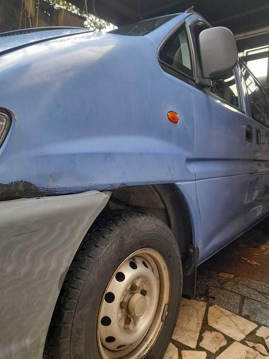 Usado 2000 Mitsubishi L400 Sedan | € 3.200 - Imagem 1/4