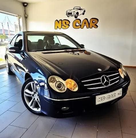 Azul Usado 2008 Mercedes CLK220 Avantgarde Coupé | € 13.900 - Imagem 1/4