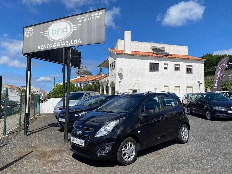 Usado Chevrolet Spark 68 HP (50 kW) 2014 Preto Citadino