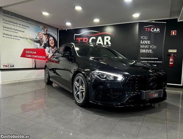 Preto Usado 2020 Mercedes CLA180 AMG line Sedan | € 33.990 (Preço justo) - Imagem 1/1