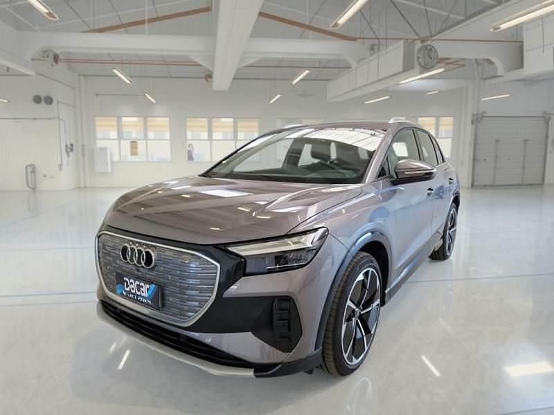 Cinzento Usado 2023 Audi Q4 e-tron Advanced SUV | € 37.999 - Imagem 1/4