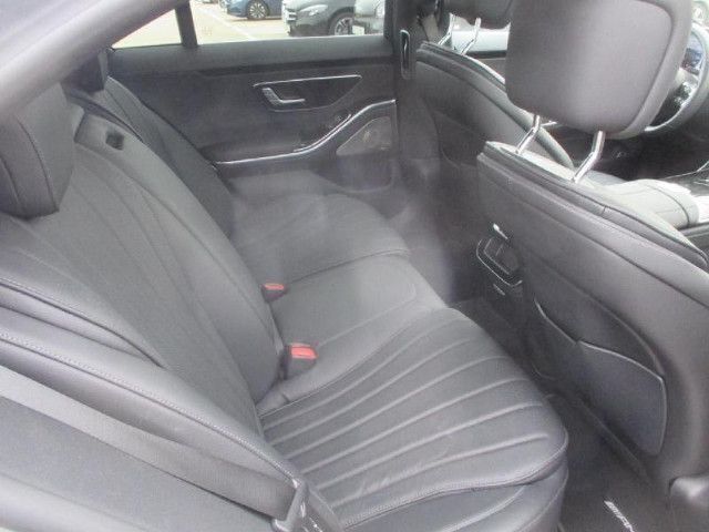 Usado Mercedes S400 AMG line 330 HP (242 kW) 2022 Cinzento Sedan