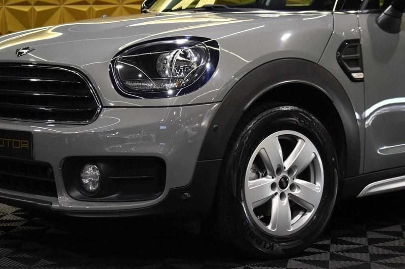 Usado Mini Countryman 116 HP (85 kW) 2018 Cinzento SUV