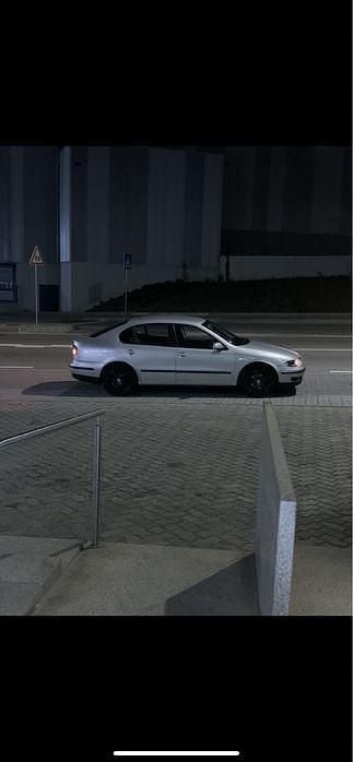 Usado 2000 Seat Toledo Sedan | € 1.900 - Imagem 1/4