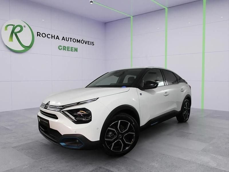 Branco Usado 2023 Citroën e-C4 Shine | € 21.999 (Preço justo) - Imagem 1/4