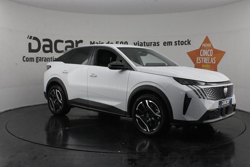 Usado Peugeot e-3008 Allure 156 kW (213 HP) 2024 Branco SUV