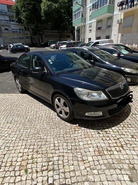 Usado 2010 Skoda Octavia Sport Sedan | € 6.500 - Imagem 1/4