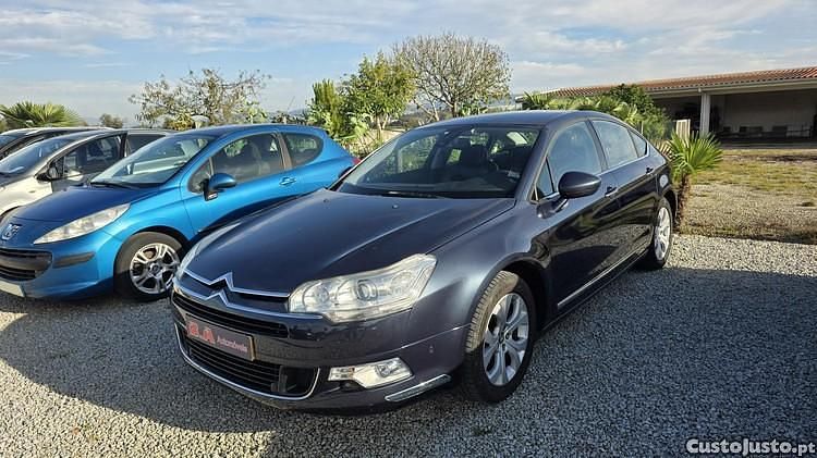Cinza Usado 2010 Citroën C5 Sedan | € 6.400 (Preço justo) - Imagem 1/1