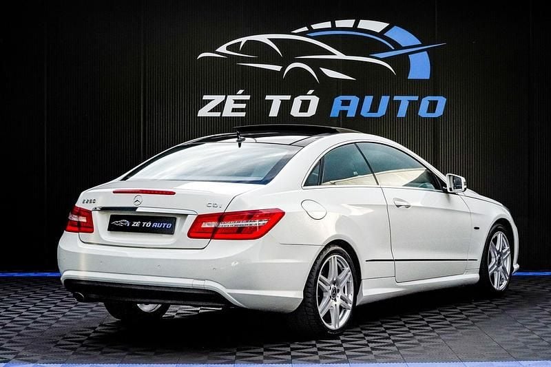 Usado Mercedes E250 204 HP (150 kW) 2011 Branco Coupé