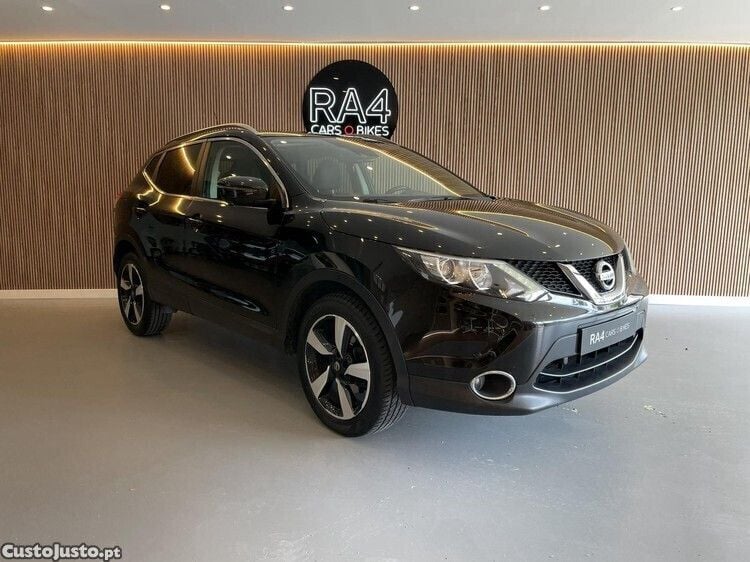 Preto Usado 2017 Nissan Qashqai 360º SUV | € 14.990 - Imagem 1/1