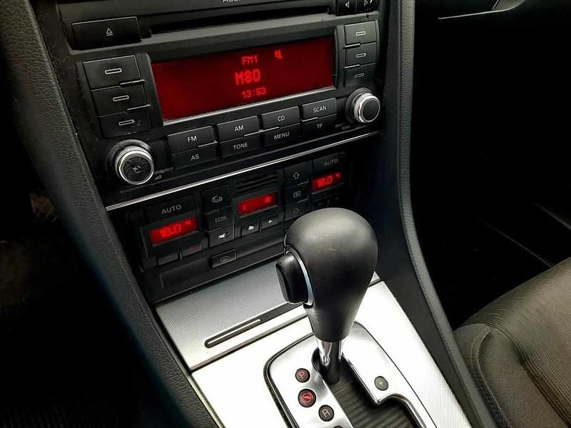 Usado Audi A4 140 HP (102 kW) 2007 Azul Carrinha