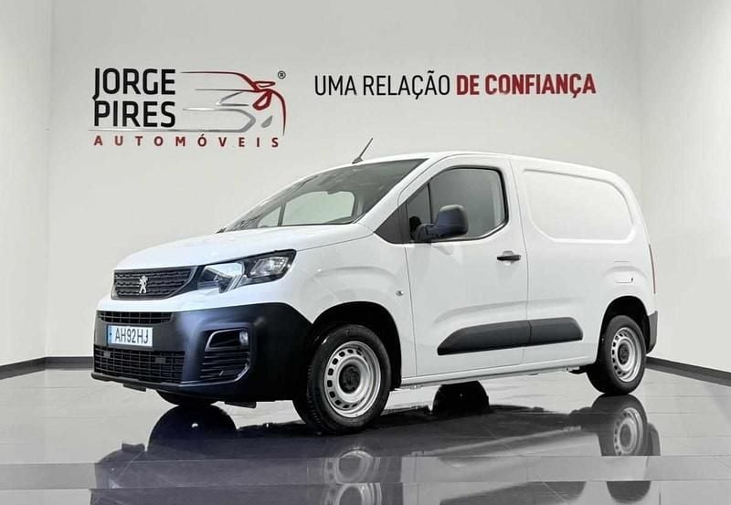Branco Usado 2021 Peugeot Partner Van | € 13.490 (Bom preço) - Imagem 1/4