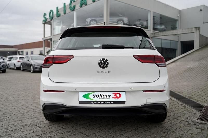 Usado VW Golf VIII Life 115 HP (84 kW) 2023 Branco Citadino