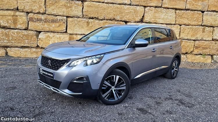 Cinza Usado 2018 Peugeot 5008 Allure Monovolume | € 23.350 (Preço elevado) - Imagem 1/1