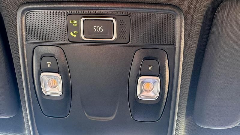 Usado Renault Clio V SE 67 HP (49 kW) 2022 Preto