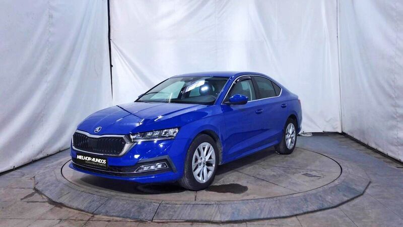 Azul Usado 2021 Skoda Octavia Style Sedan | € 24.990 - Imagem 1/4