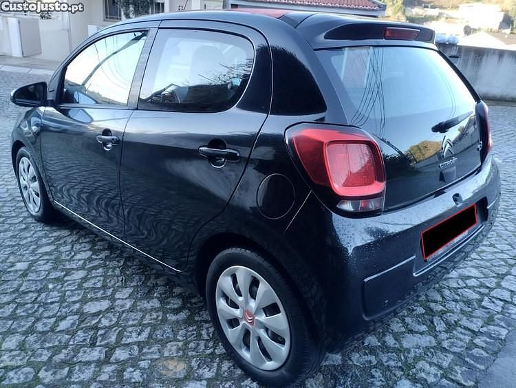 Preto Usado 2014 Citroën C1 Feel Citadino | € 7.750 (Preço justo) - Imagem 1/1