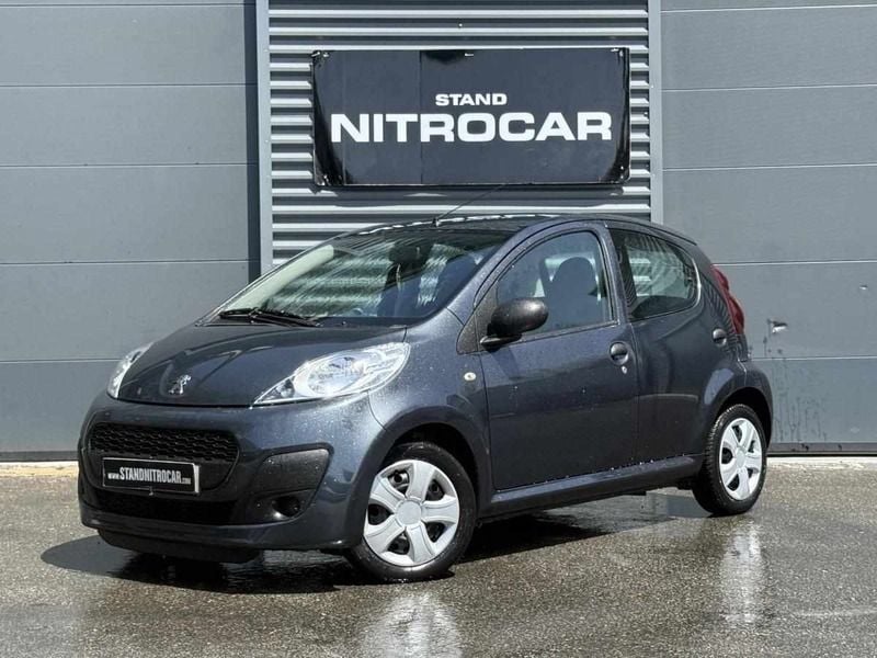 Cinzento Usado 2013 Peugeot 107 Citadino | € 6.850 (Preço justo) - Imagem 1/4