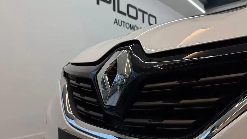 Usado Renault Captur Evolution 101 HP (74 kW) 2021 Branco SUV