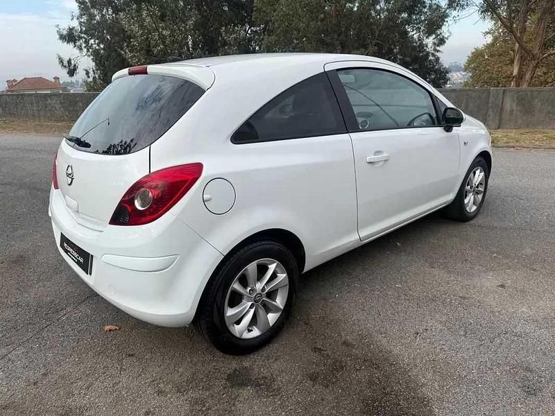 Usado Opel Corsa Active 85 HP (62 kW) 2014 Branco Citadino