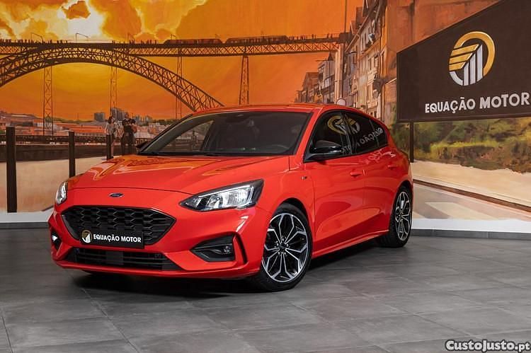Vermelho Usado 2018 Ford Focus ST-Line Citadino | € 18.400 (Preço justo) - Imagem 1/1