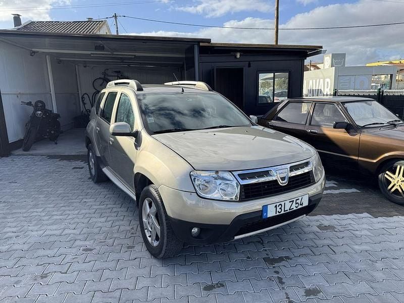 Usado Dacia Duster Prestige 110 HP (80 kW) 2011 SUV