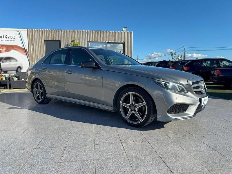 Cinza Usado 2013 Mercedes E250 Avantgarde Coupé | € 18.490 - Imagem 1/4