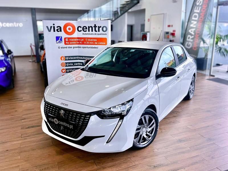 Branco Usado 2022 Peugeot 208 Active Citadino | € 14.900 (Bom preço) - Imagem 1/4
