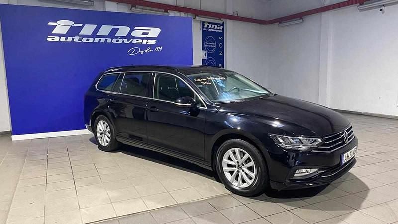 Usado VW Passat 150 HP (110 kW) 2021 Preto Carrinha